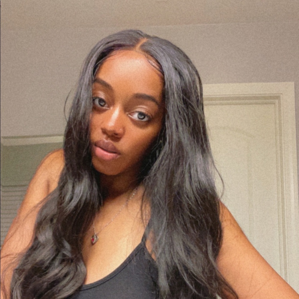 Meet your Posher, Samantha